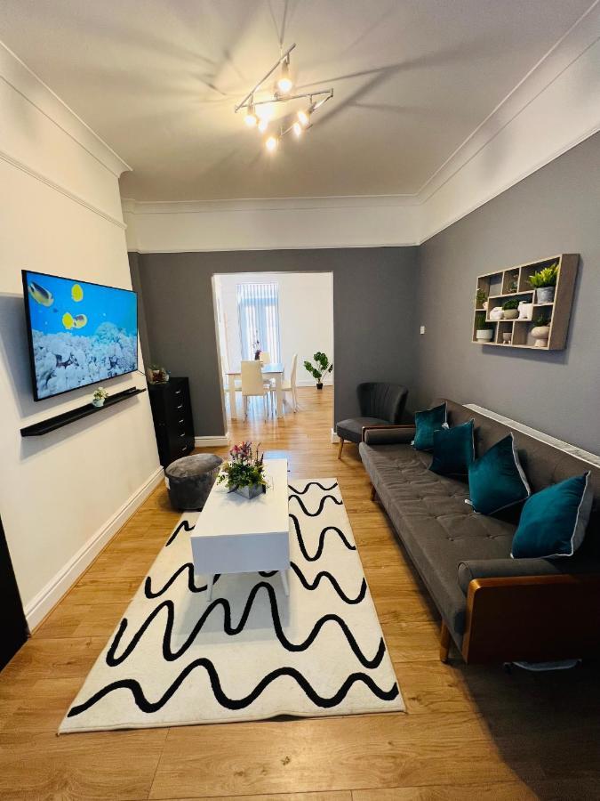 Luxurious Modern House In Anfield! Close To Lfc, Efc, City Centre!!! Liverpool Exteriör bild