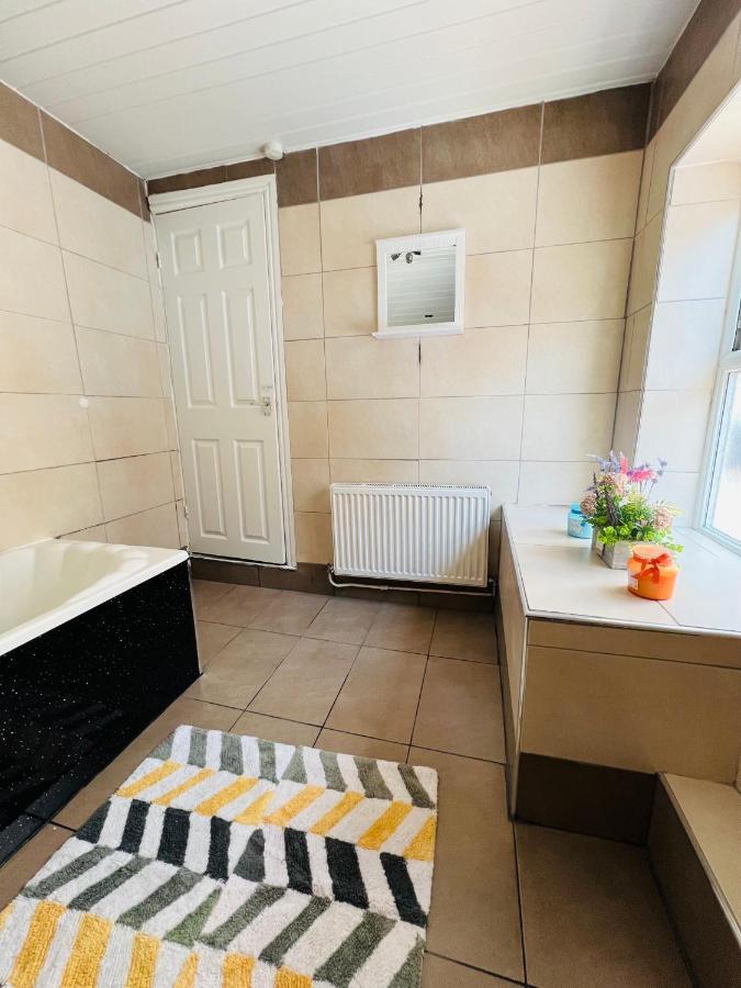 Luxurious Modern House In Anfield! Close To Lfc, Efc, City Centre!!! Liverpool Exteriör bild